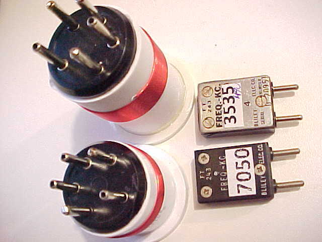 VARIABLE POWER OUT QRP CW TRANSMITTER FOR THE 80/40 METER HAM BANDS