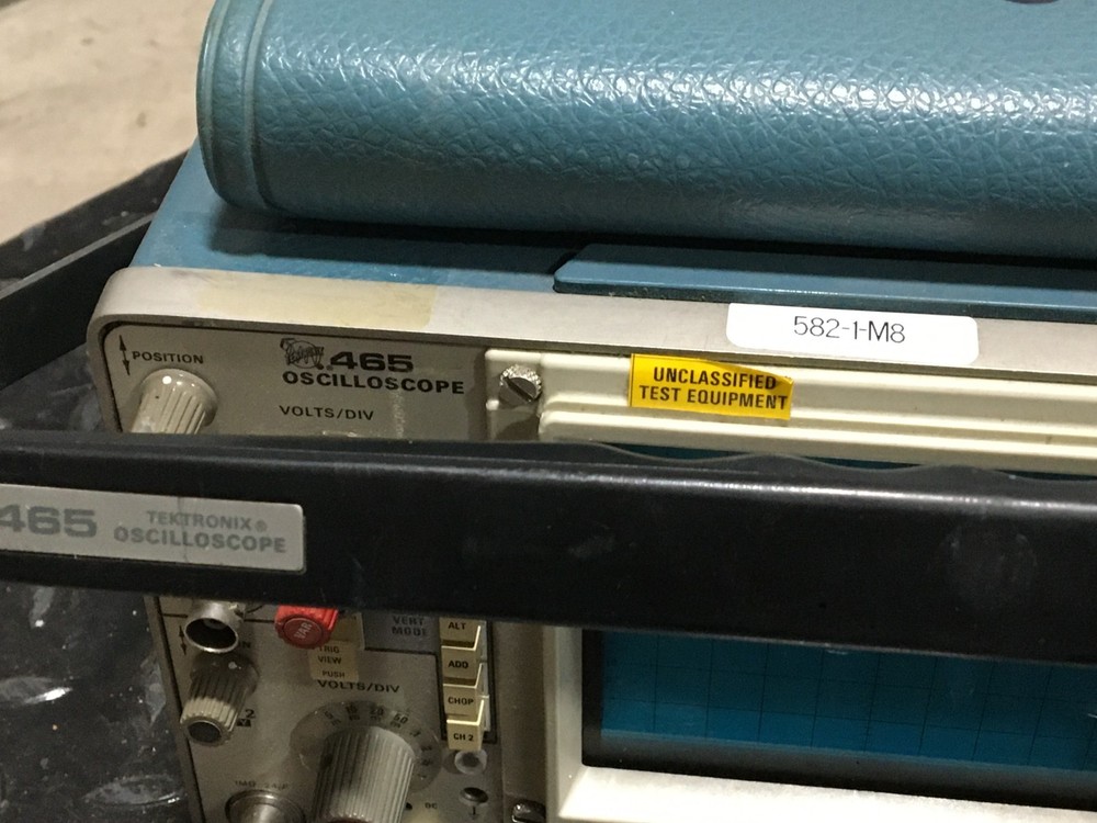 Tektronix 465 Oscilloscope *UNTESTED*