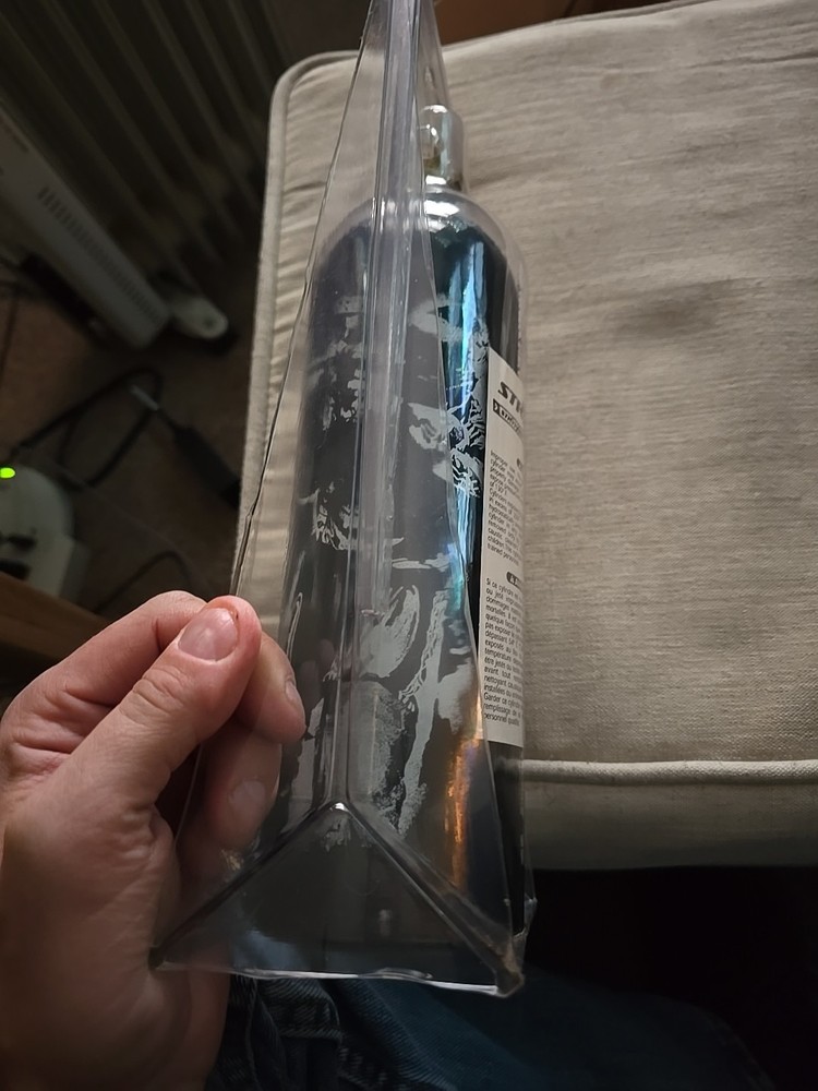 Refillable 24oz-20oz CO2 Tank - Stryker 🔥 NEW sealed Packaging