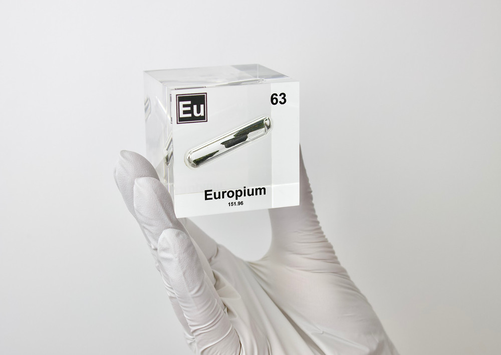 Europium Element Cube
