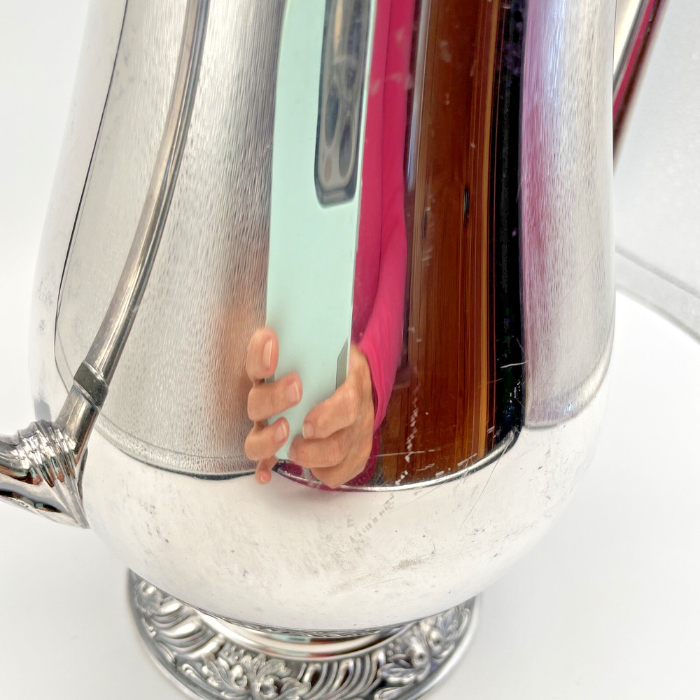 Vintage Oneida Henley Silverplate Teapot & Round Tray