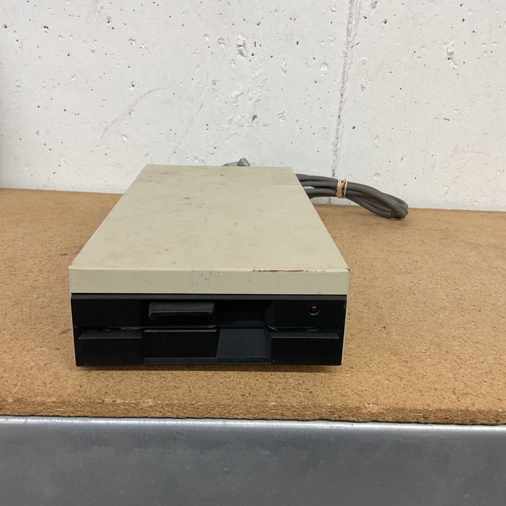 The Computer Spectrum 5.25” Floppy Disk Drive Perfect Plus Drive B3
