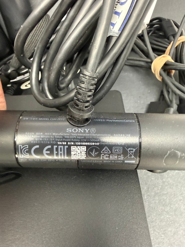 Sony PlayStation VR PS4 Bundle CUH-ZVR2 Headset Set + Motion Controllers