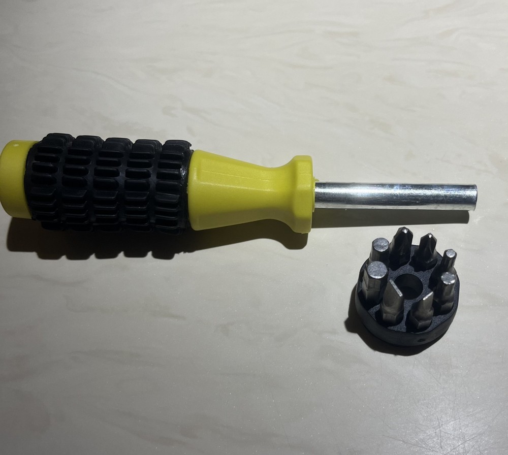 Multi-Tip Screwdriver Set – Interchangeable Bits – Precision Hand Tool