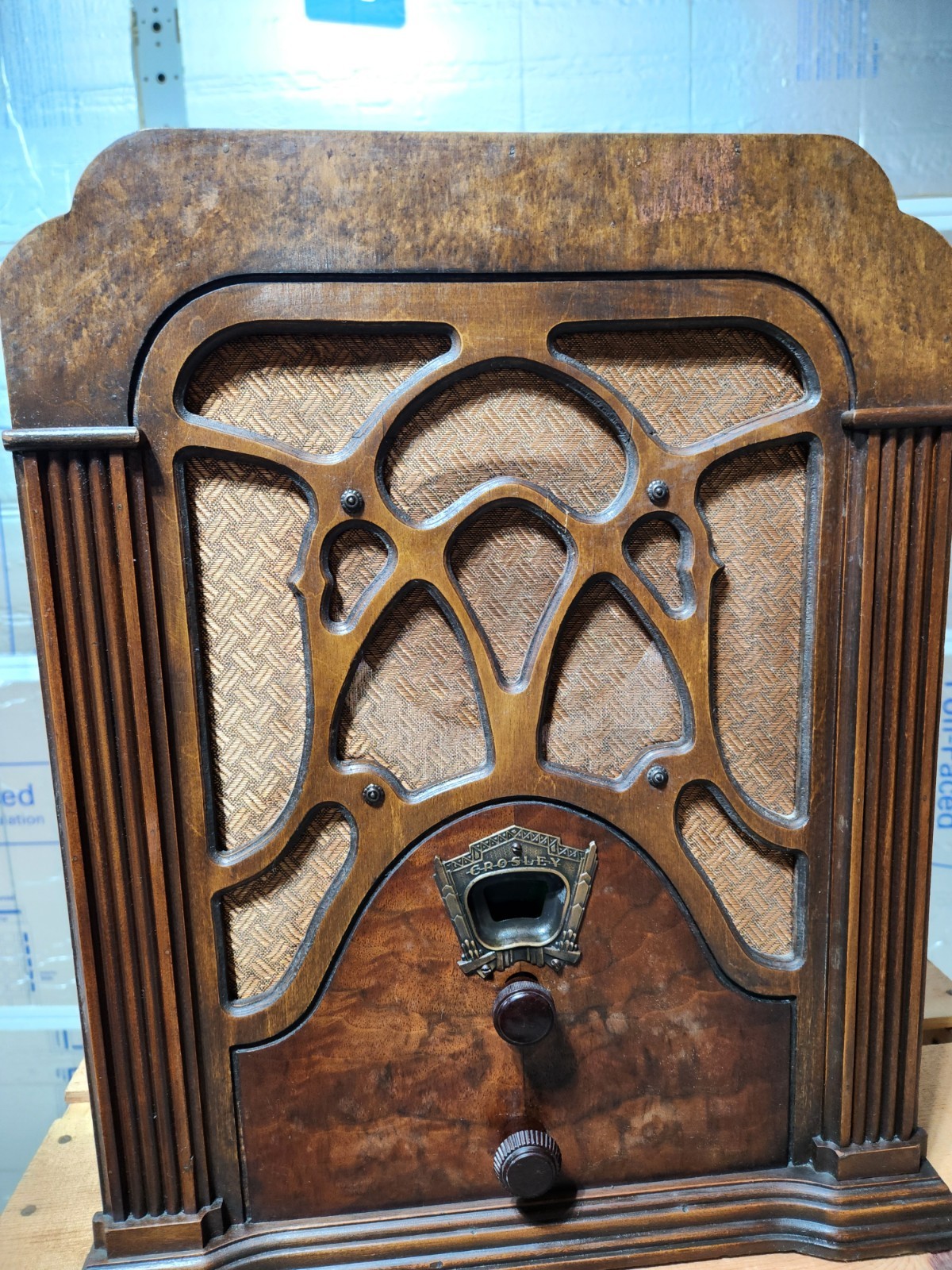 Art Deco CROSLEY Tombstone Table Top Tube Radio 1933/34 ~ Model 184