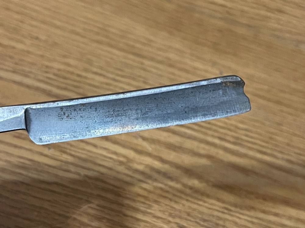 The Torrey Razor Straight Razor