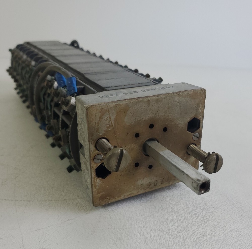 WESTINGHOUSE 663A372G01 CONTINUOUS STYLE ROTARY SWITCH TYPE W2 600V 20A