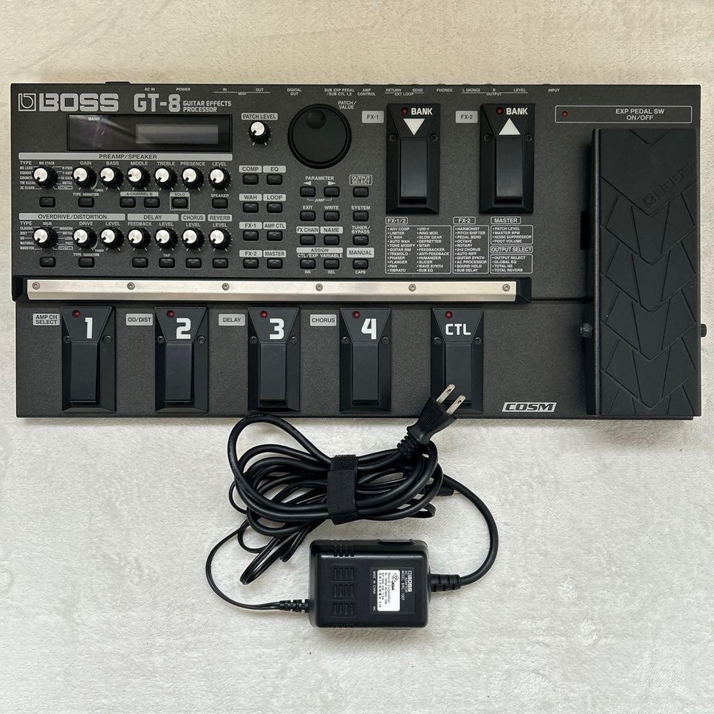 BOSS GT-8 Guitar Effects Processor Multi-Effects Pedal COSM w/ AC Adapter Tested