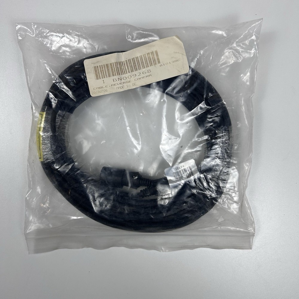 Hitachi BN009268  Cable for Reverse Camera NOS