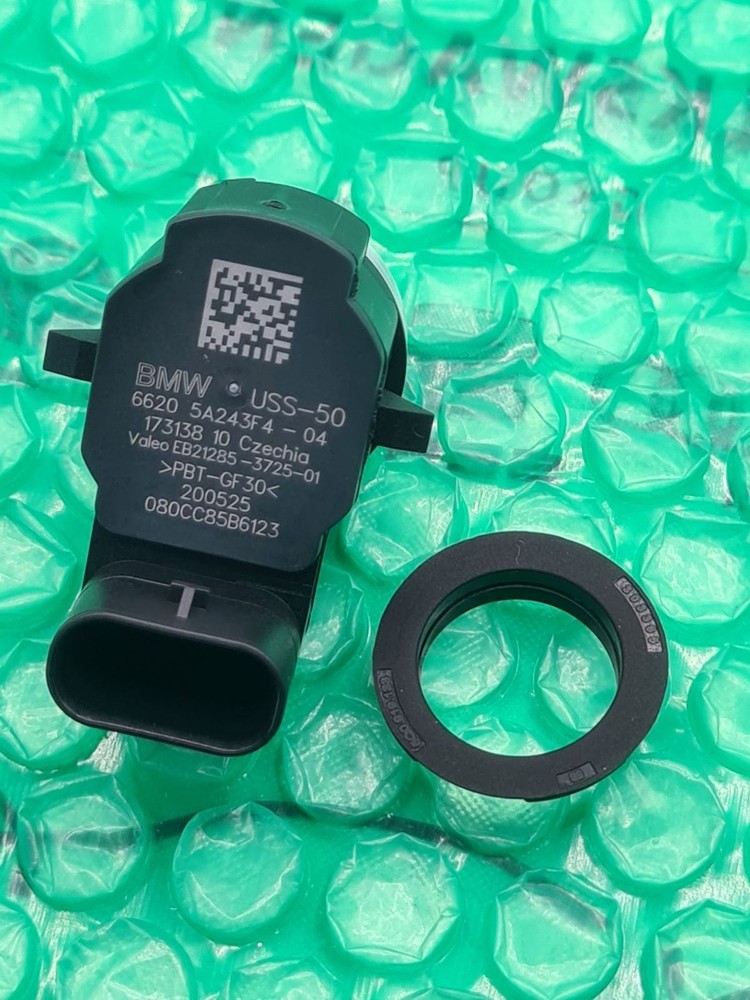 66205A243F4 NEW OEM BMW Parking Sensor