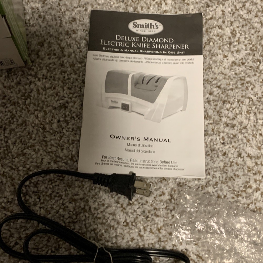 Smith's 50127 Smith Essentials Deluxe Diamond Electric Knife Sharpener