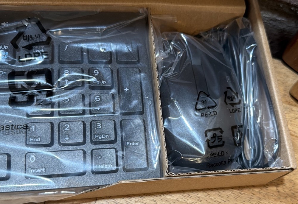 Dell Wired Keyboard and Mouse - KM300C