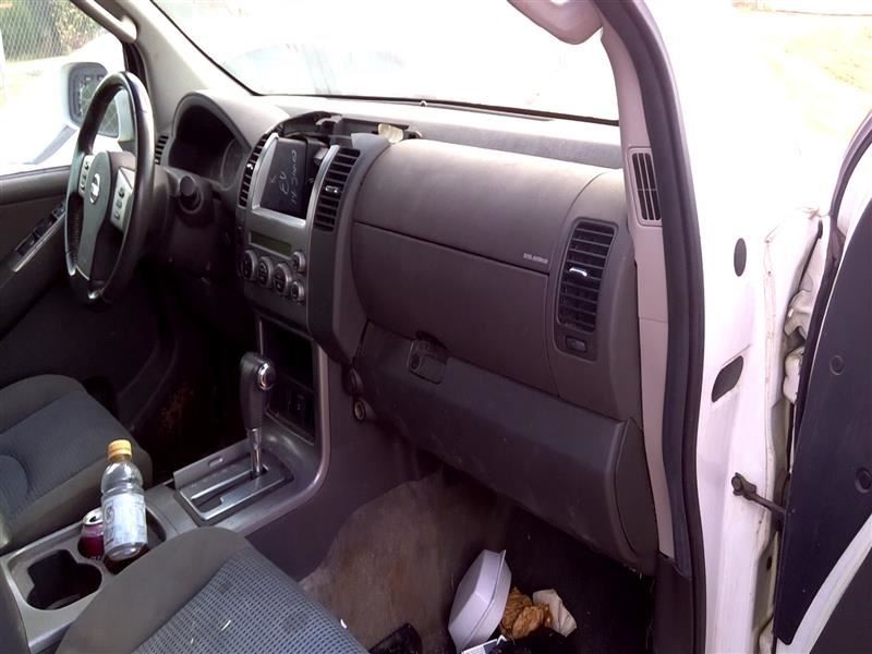 PATHFINDR 2005 Fuse Box Cabin 1036801411