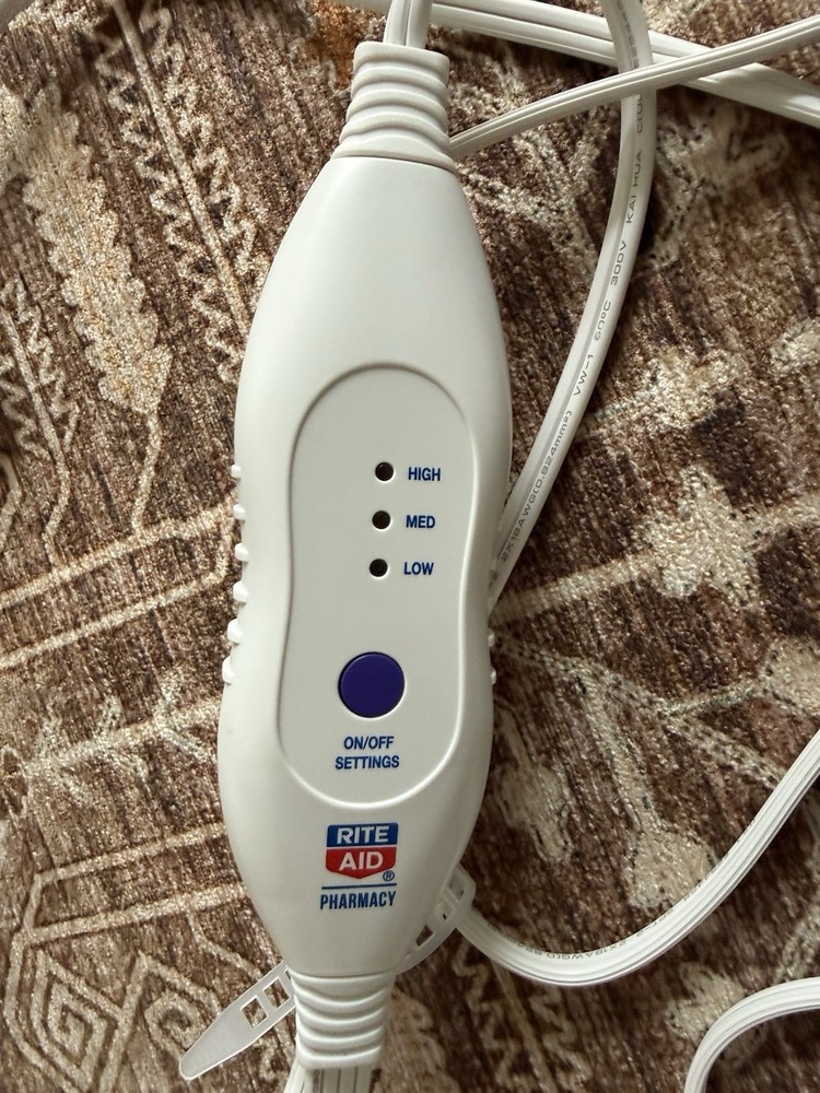 Rite Aid Electric Heating Pad Gray With Remote Control & Temperature Settings
