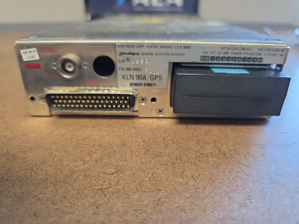 Bendix King GPS Moving Map Unit 066-04031-0111 / KLN 90A