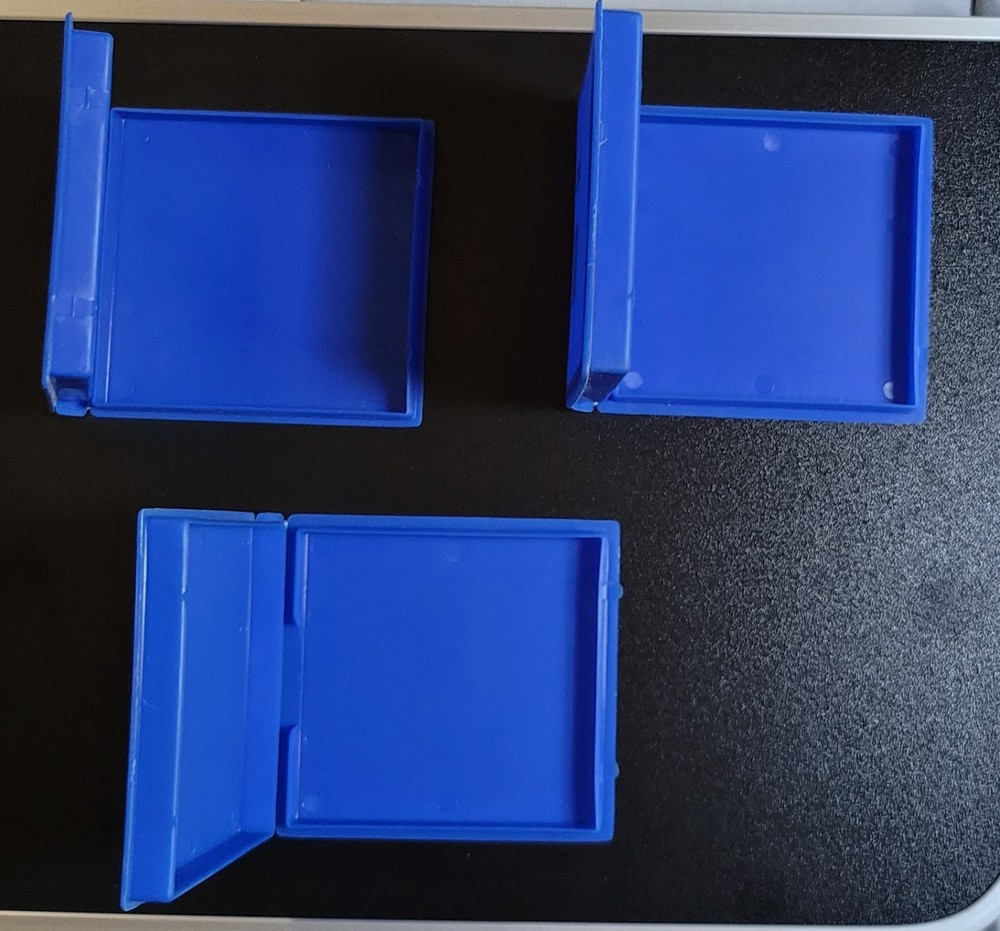 Blue 3-1/2-inch floppy disk storage boxes 3 Set. Holds 3 disks