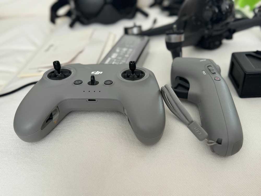 DJI FPV Combo Drone with Remote Control, Motion Controller, V2 Goggles