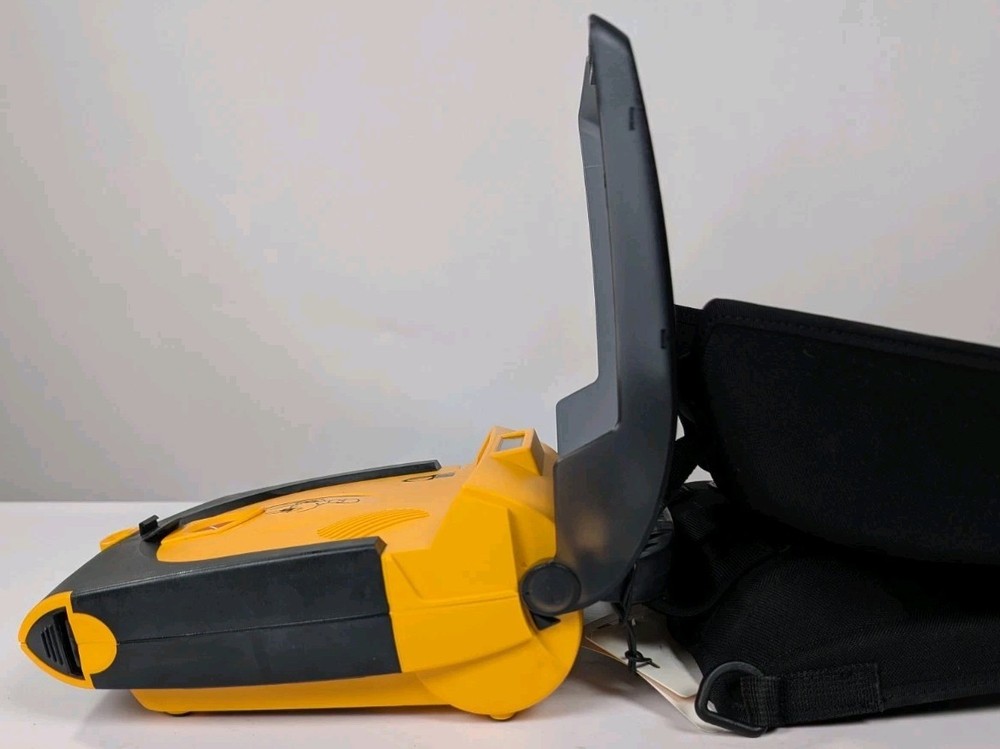 Physio Control Lifepak CR Plus With Case