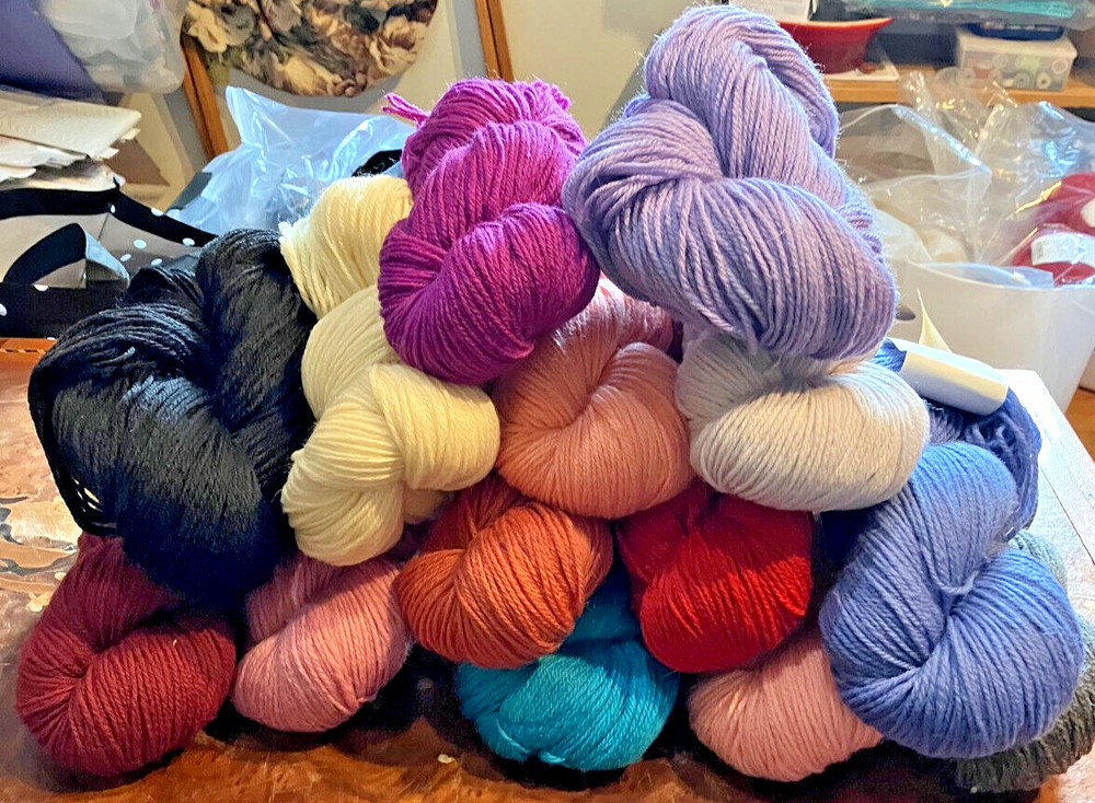 Cascade Bluefaced Leicester Wool (BFL) yarn  - 15 colors