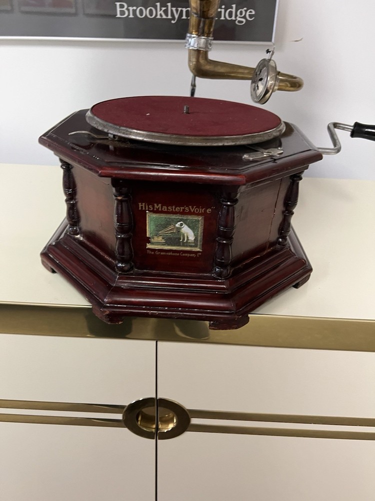 Brass Horn Made in India Working Phonograph.