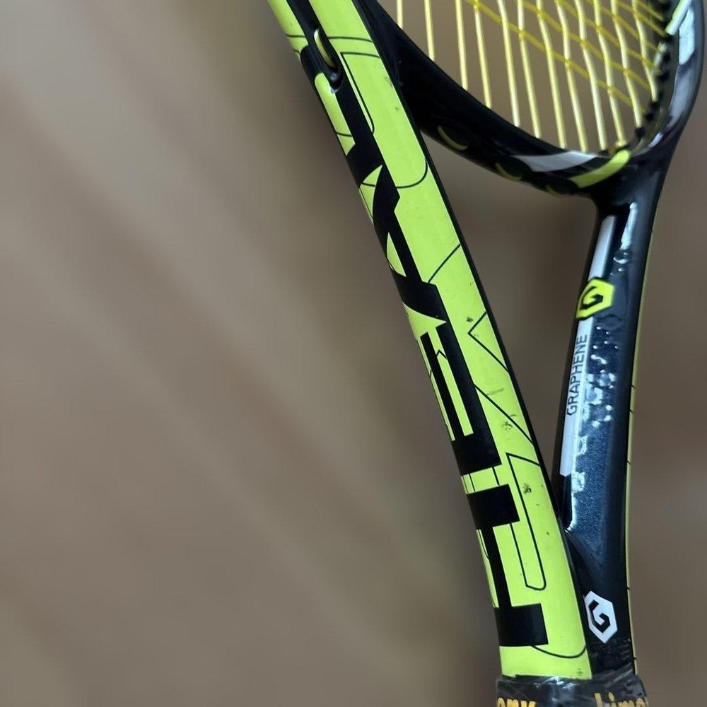 HEAD PRO GRAPHENE tennis racket (hard)