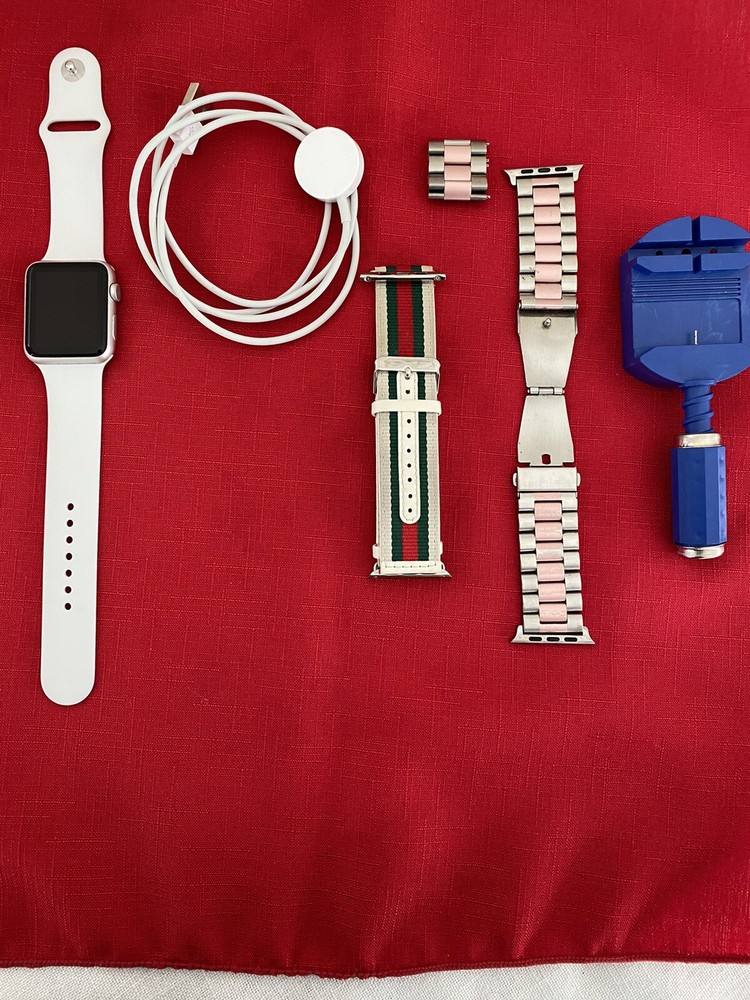 Apple Watch Series 1 with 2 extra bands