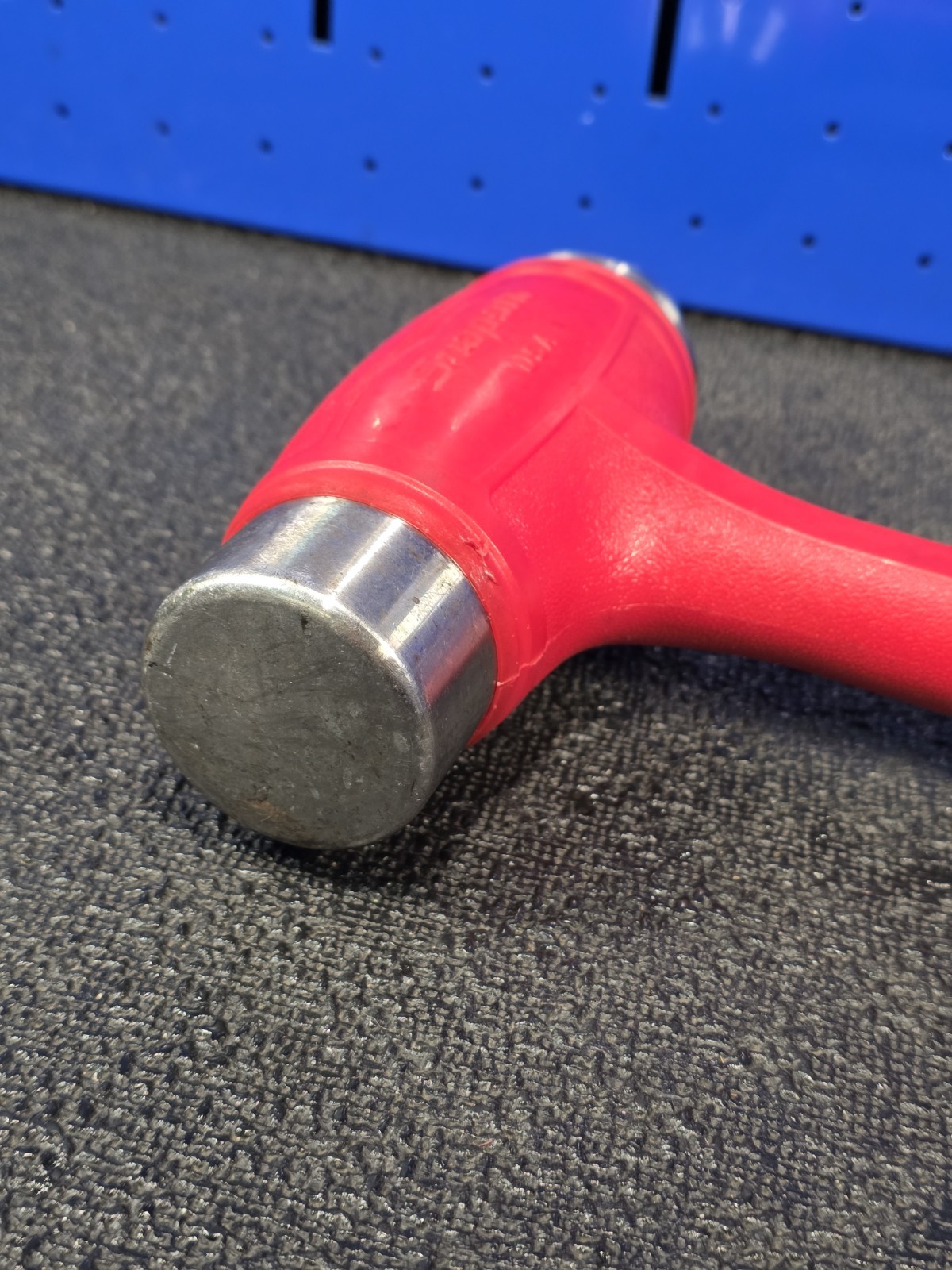 Snap-on Tools HBBD32 RED 32oz/900g Dead Blow Hammer USA