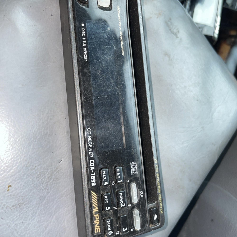 Alpine Cda 7838 Faceplate Only
