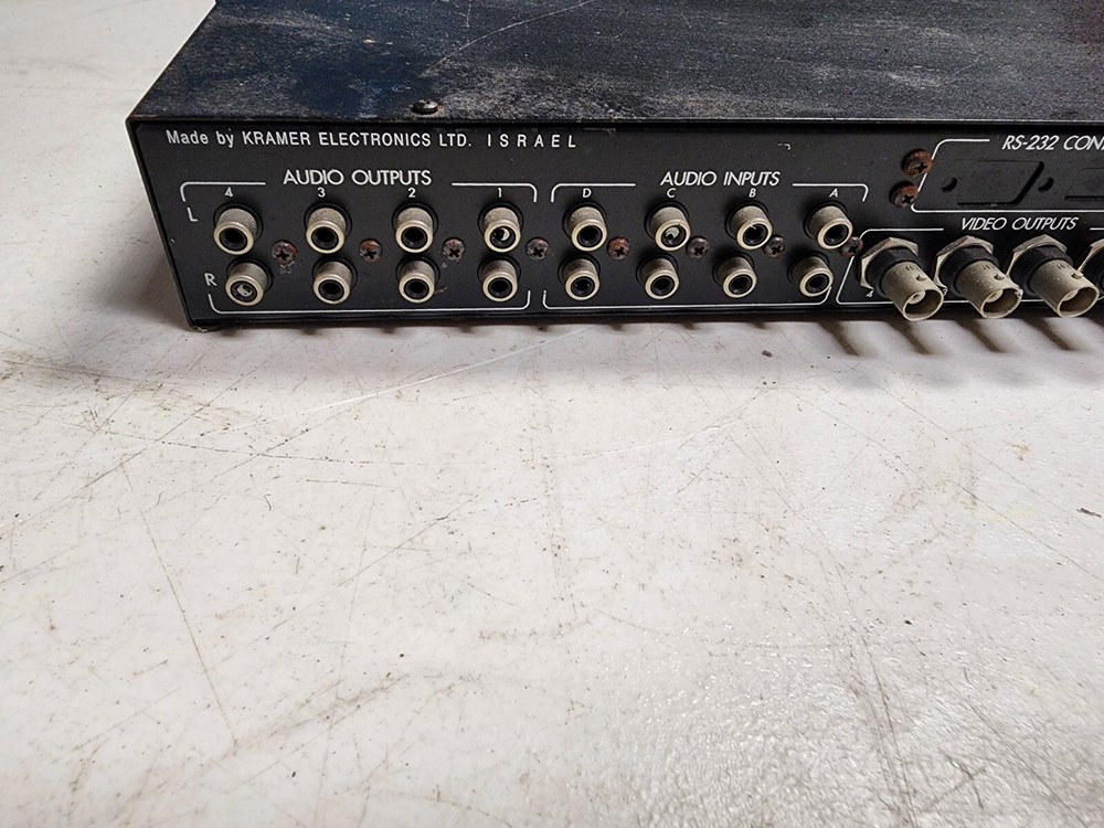 Kramer Vertical Interval VIS-4x4 Matrix Switcher