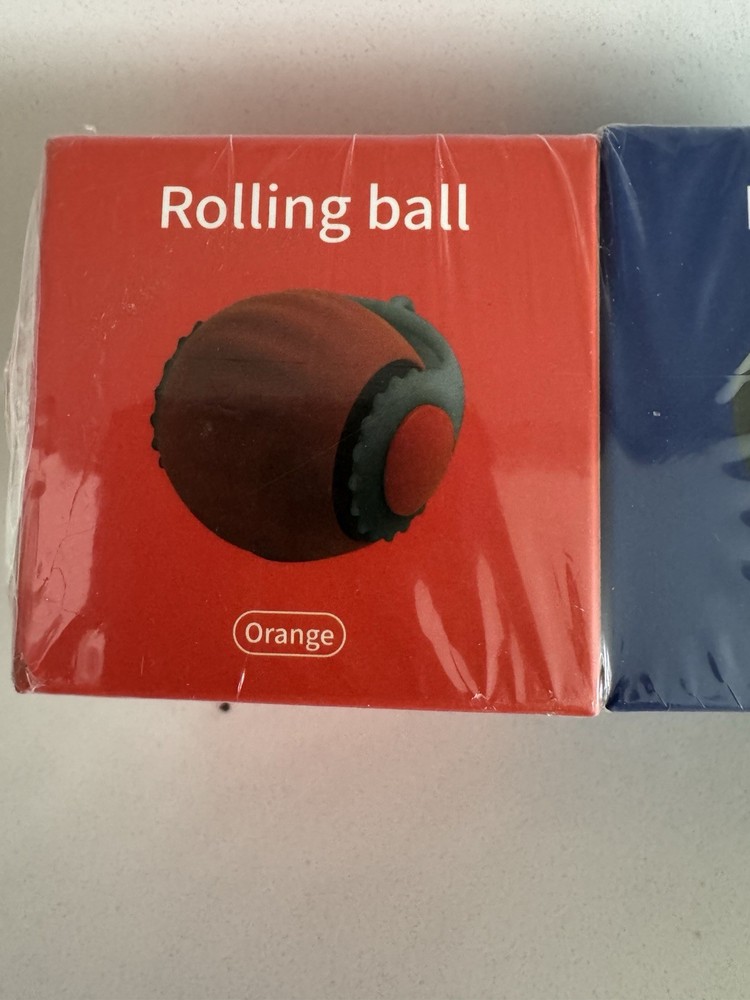 Interactive Cat Ball Toy Automatic Rolling with 2 Speed Settings 90 Min Runtine