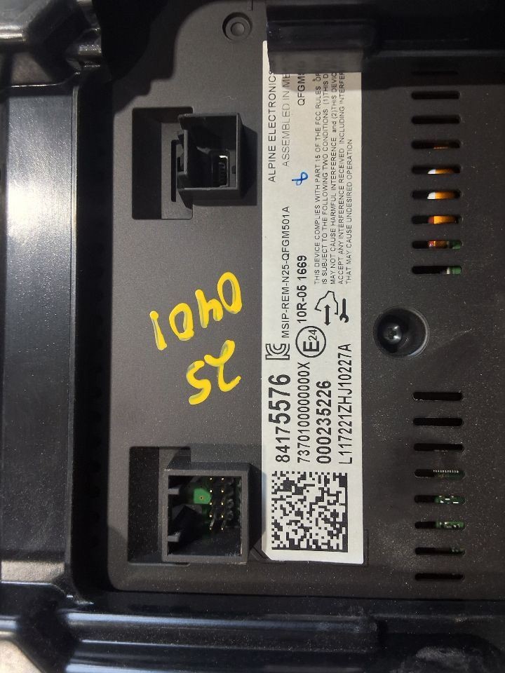 2018 Chevy Equinox 8" Display Screen and Control Panel