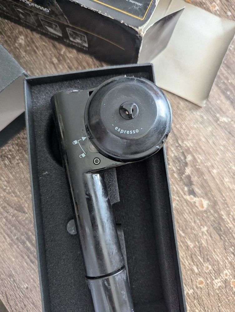 HANDPRESSO ESPRESSO MAKER Pump. Read