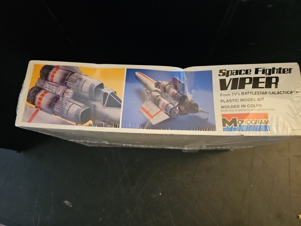 Monogram Model Battlestar Galactica Colonial Viper New Sealed