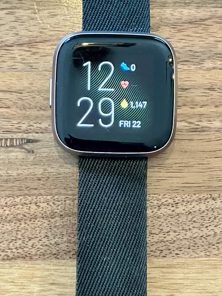 Fitbit Versa 2 Smartwatch Activity Tracker Alexa FB507 TESTED