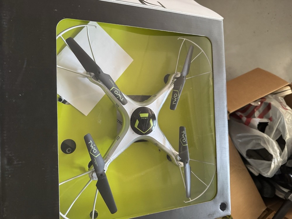 Protocol Dronium Remote-Controlled Quad-Copter silver