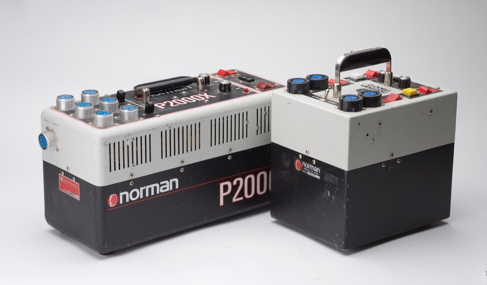 Norman strobe packs