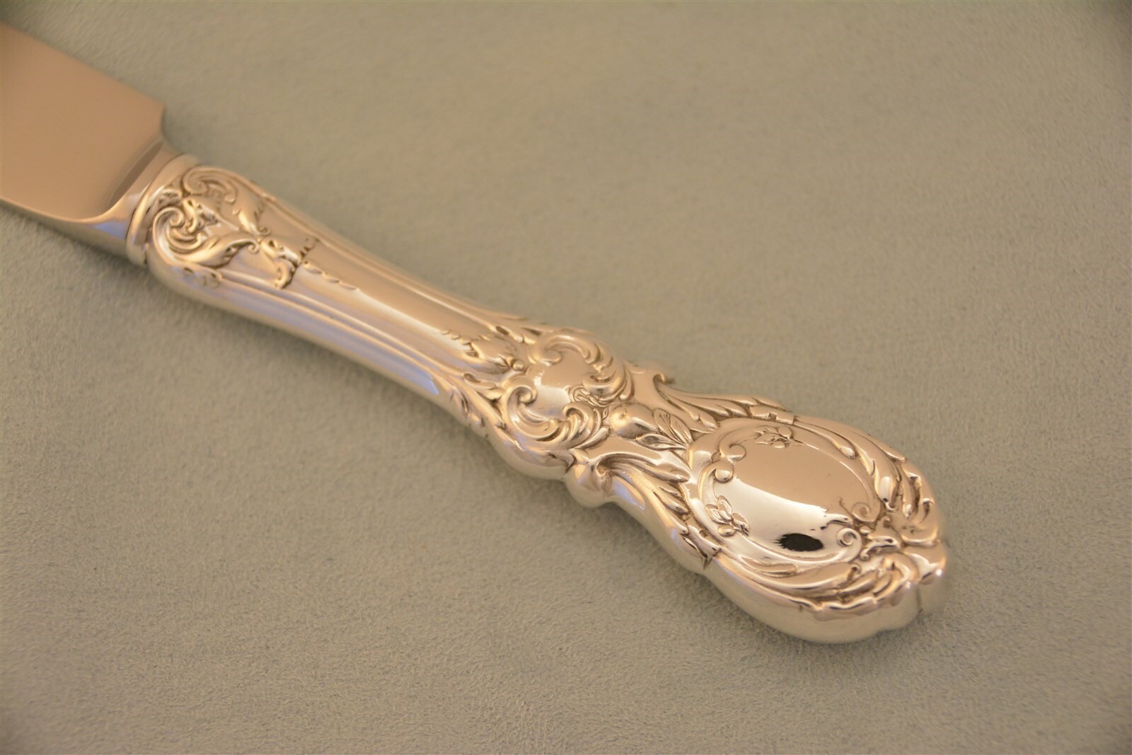 Reed & Barton Francis I Sterling 9-1/4" HH New French Bevel Dinner Knife No Mono