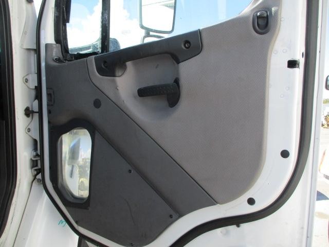 For 2012 FREIGHTLINER M2 106 2002-2014 DOOR ASSEMBLY Right , FL
