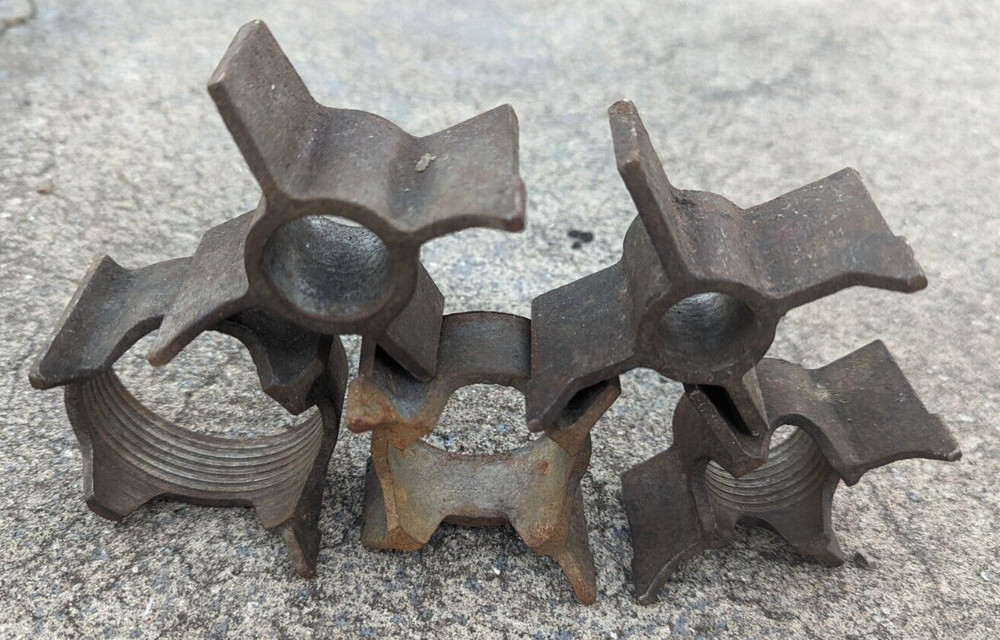 Vintage Square Die Pipe Threader With Threading Tool & Guides Assorted Lot As is