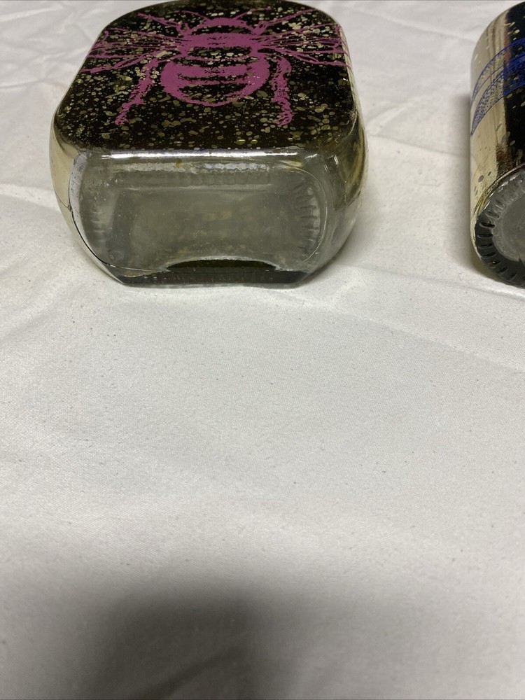 gold fleck glass vase bee design