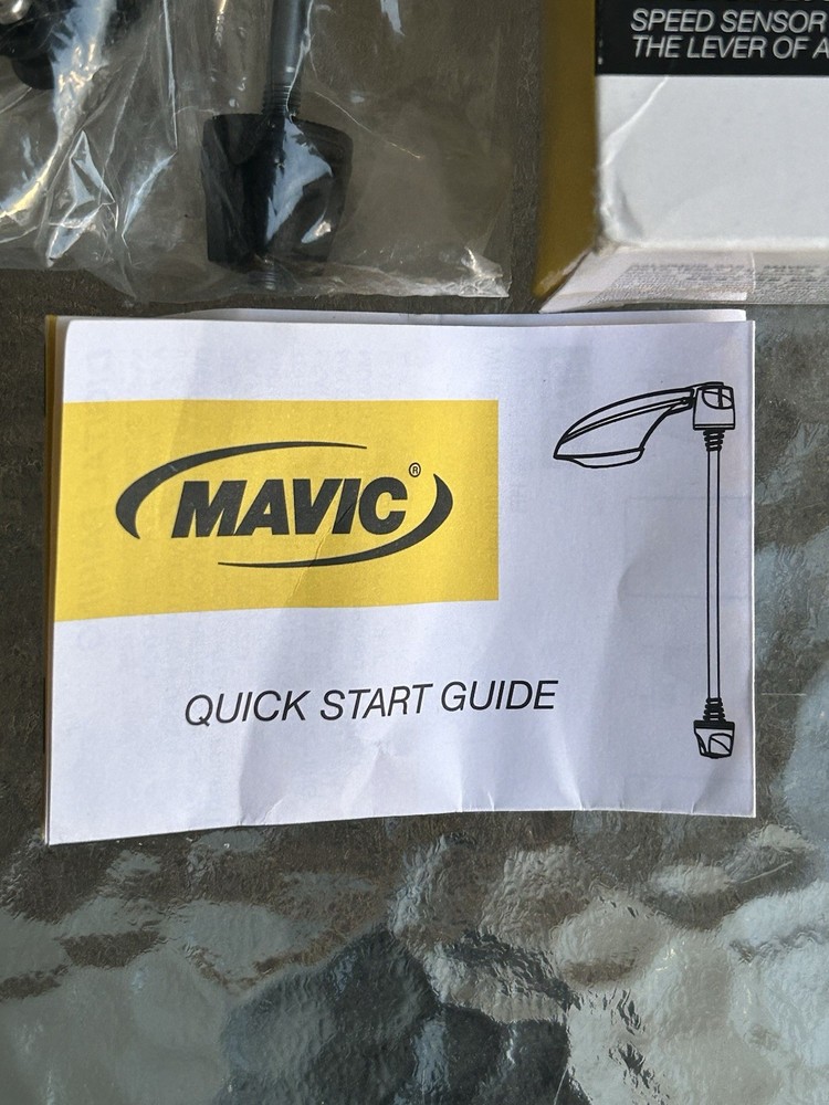 New! MAVIK E-SKEWER 2.4GHz (WIN) Speed Sensor Wheel Magnet + Bracket