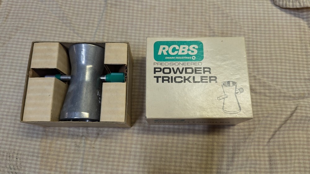 RCBS powder trickler, with box