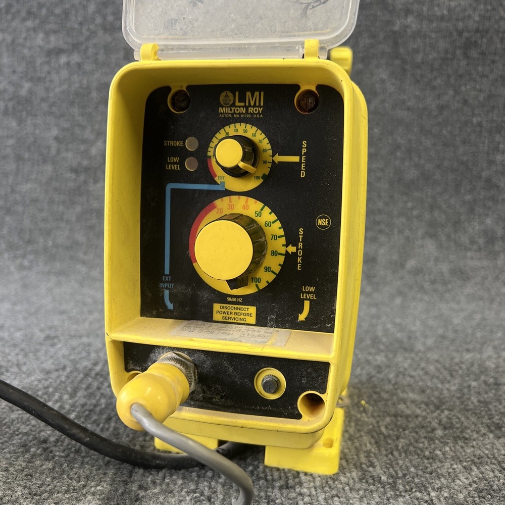 LMI Milton Roy AA751 120Vac Metering Pump W/Attached Programmable Divider Used