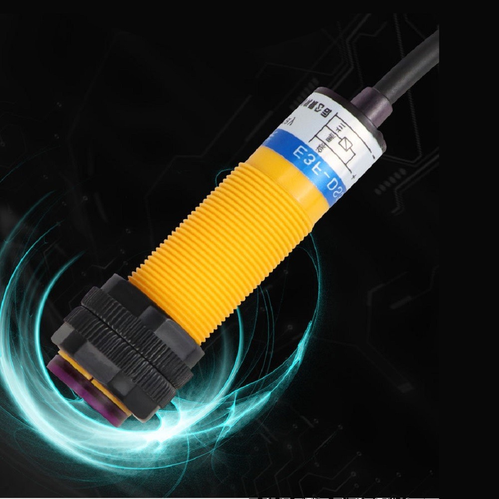 Photoelectric Switch 1.35 Meters Wire Length 10-30VDC Adjustable Sensor