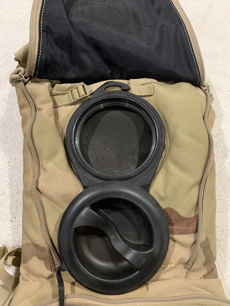 Camelbak Desert Camouflage Hydration Pack Backpack Has Bladder