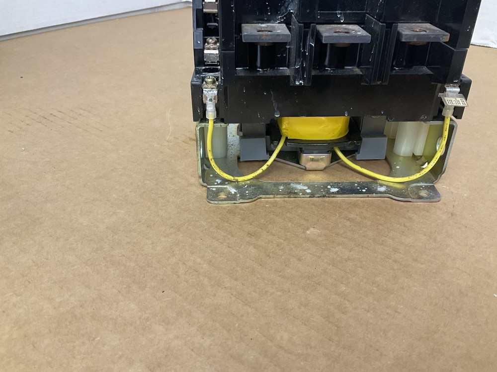 Mitsubishi Definite Purpose Contactor DU-A120
