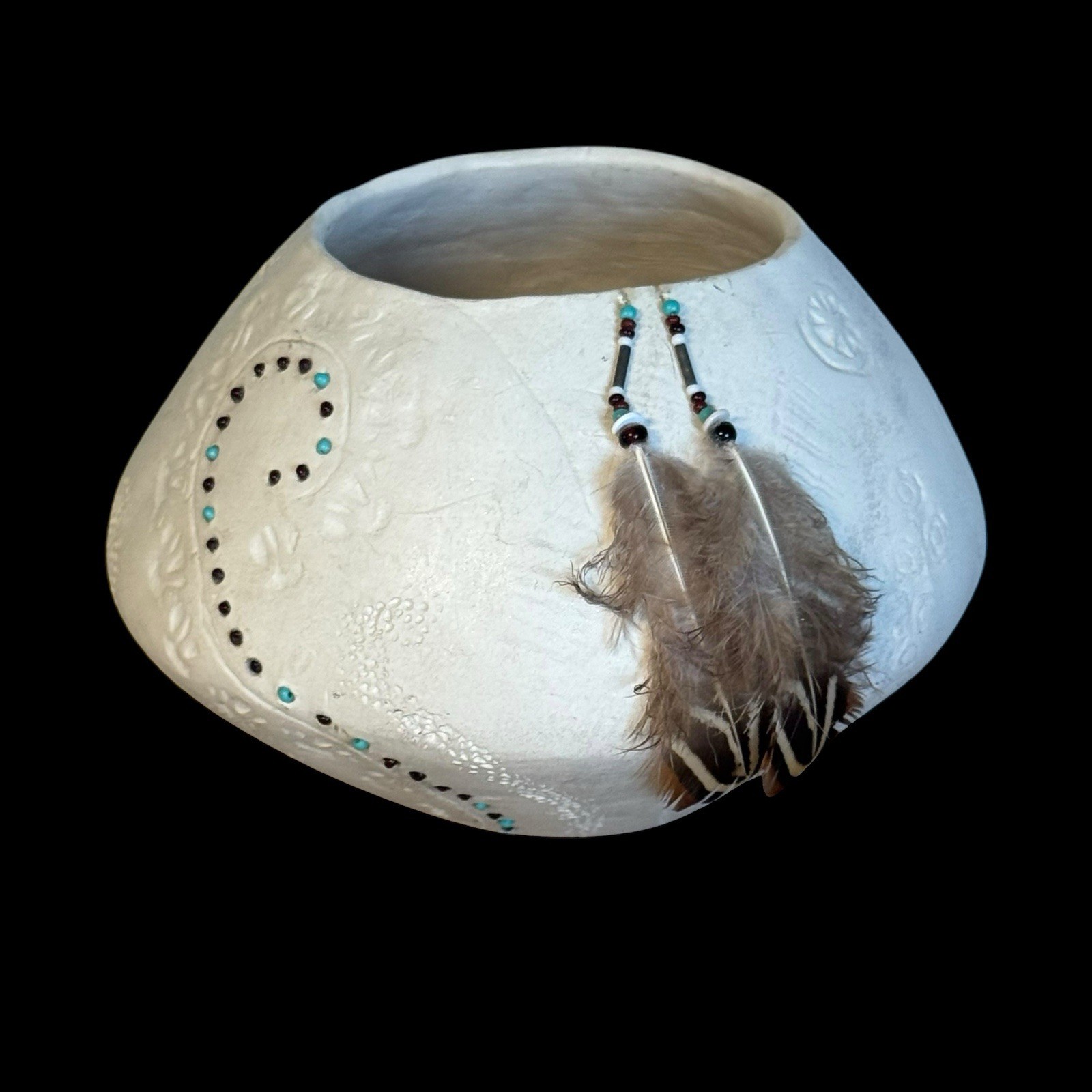 Navajo Vase Blomgren Art Piece Interior relief figurine Feathers Vintage