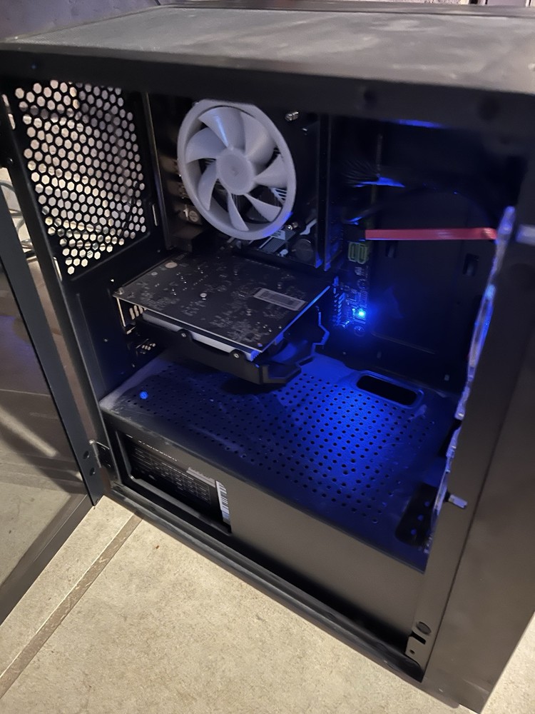 Pc (Pickup Only and cash only)