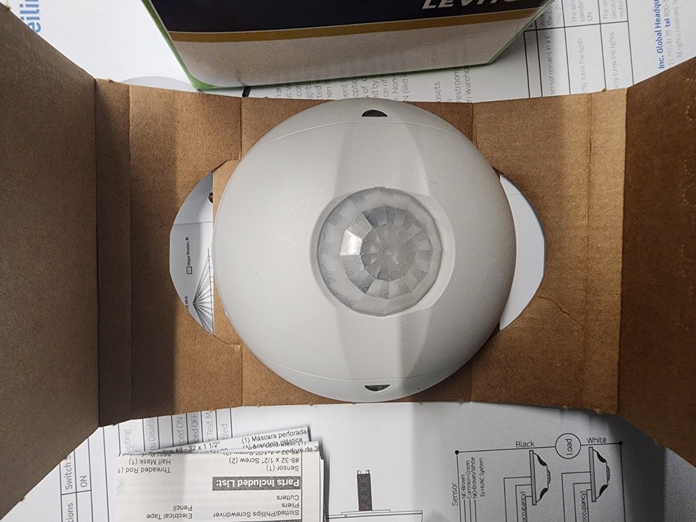 Leviton OSC04-I0W PIR Ceiling Occupancy Sensor