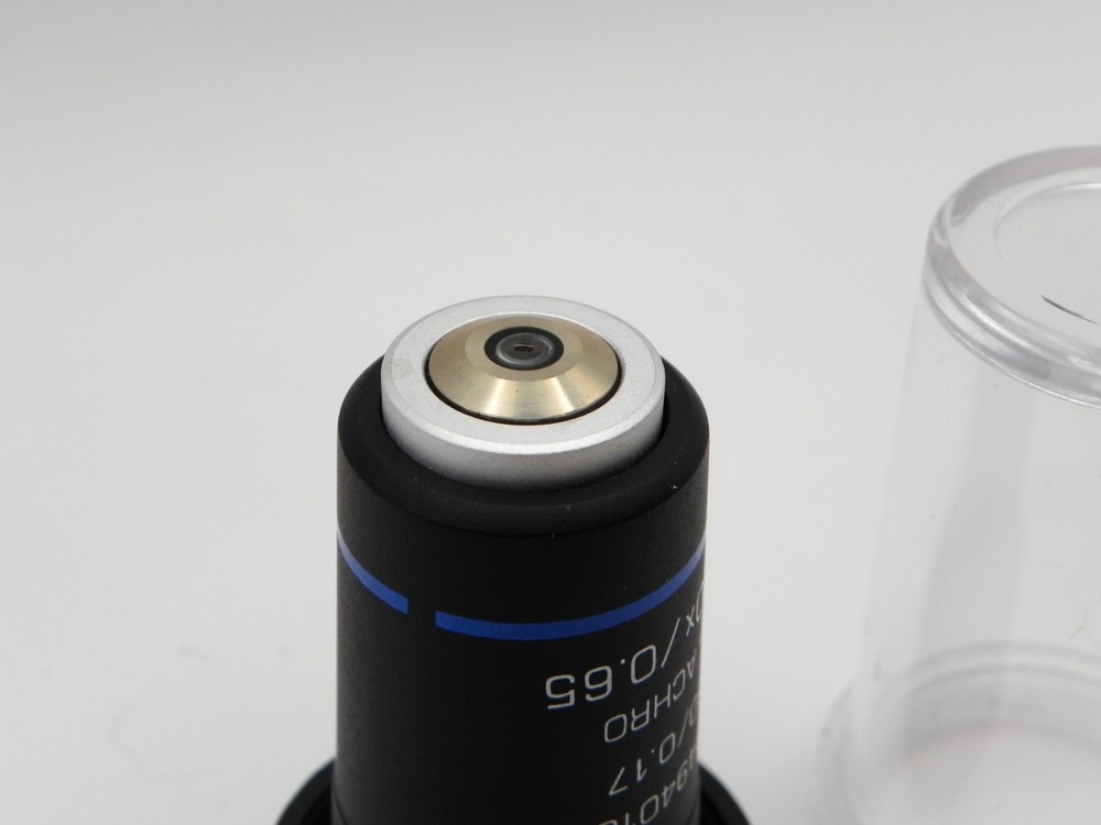 Leica E2 Achro 40x/0.65 Objective 160/0.17 RMS Microscope
